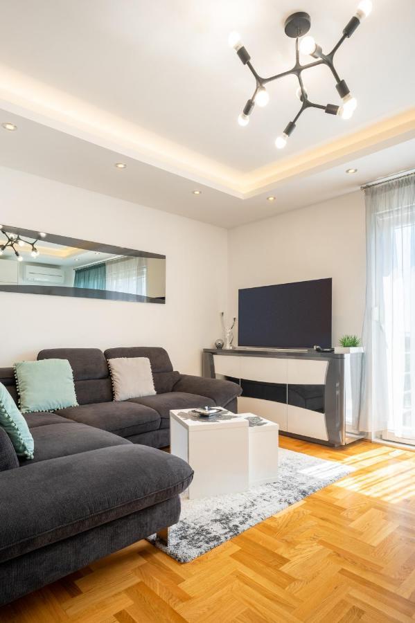 Kaštela Apartment Tikvarin, Kastel Kambelovac מראה חיצוני תמונה
