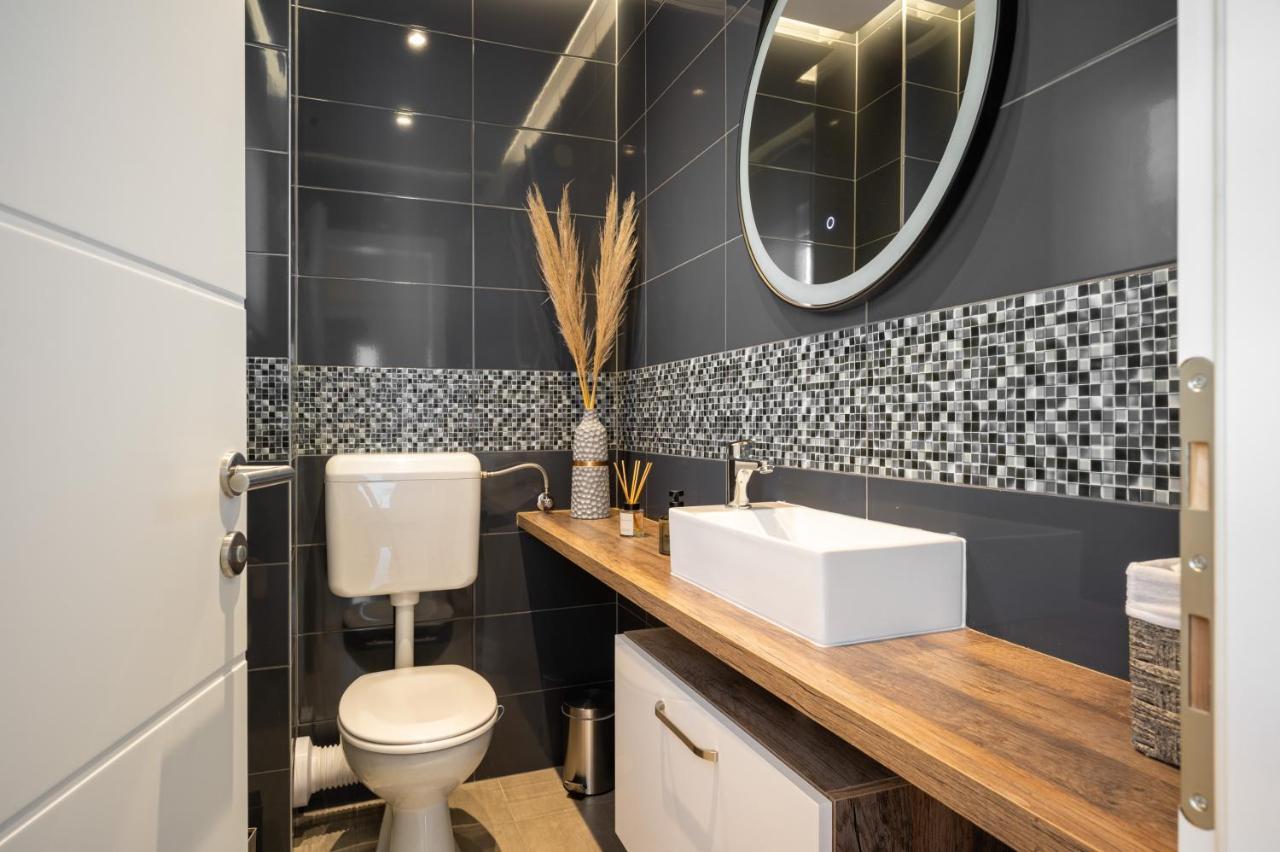 Kaštela Apartment Tikvarin, Kastel Kambelovac מראה חיצוני תמונה