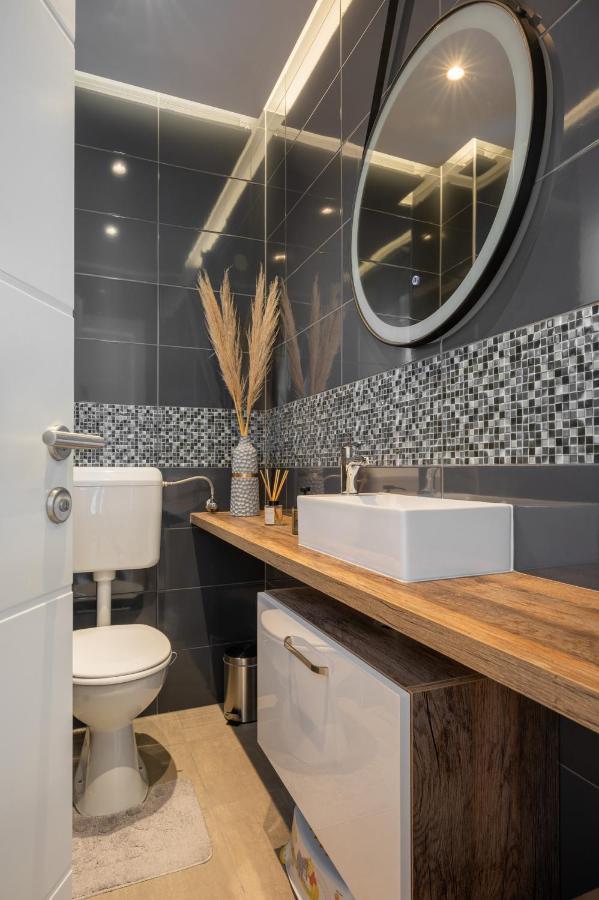 Kaštela Apartment Tikvarin, Kastel Kambelovac מראה חיצוני תמונה