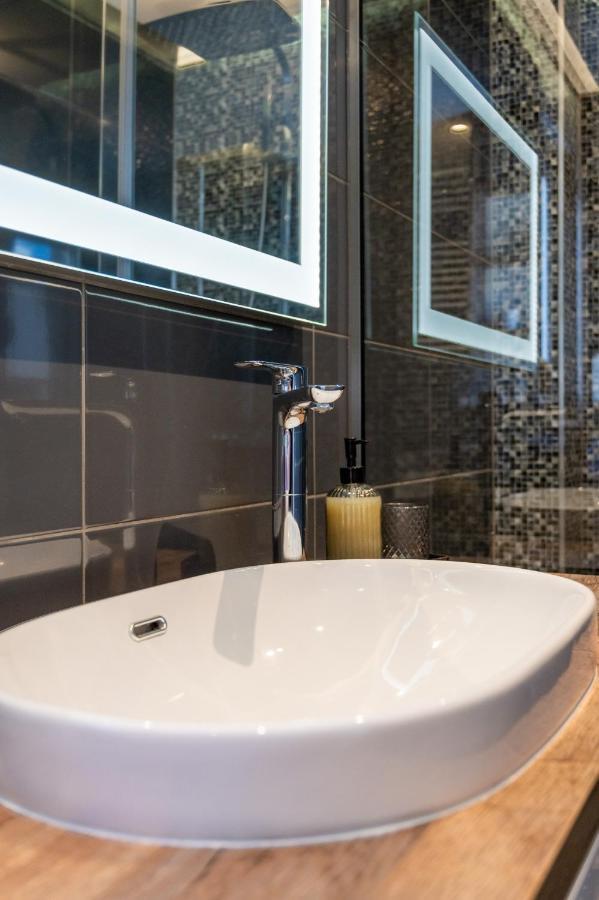 Kaštela Apartment Tikvarin, Kastel Kambelovac מראה חיצוני תמונה